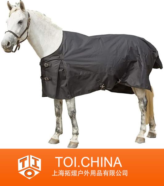 Medium Weight Turnout Blanket